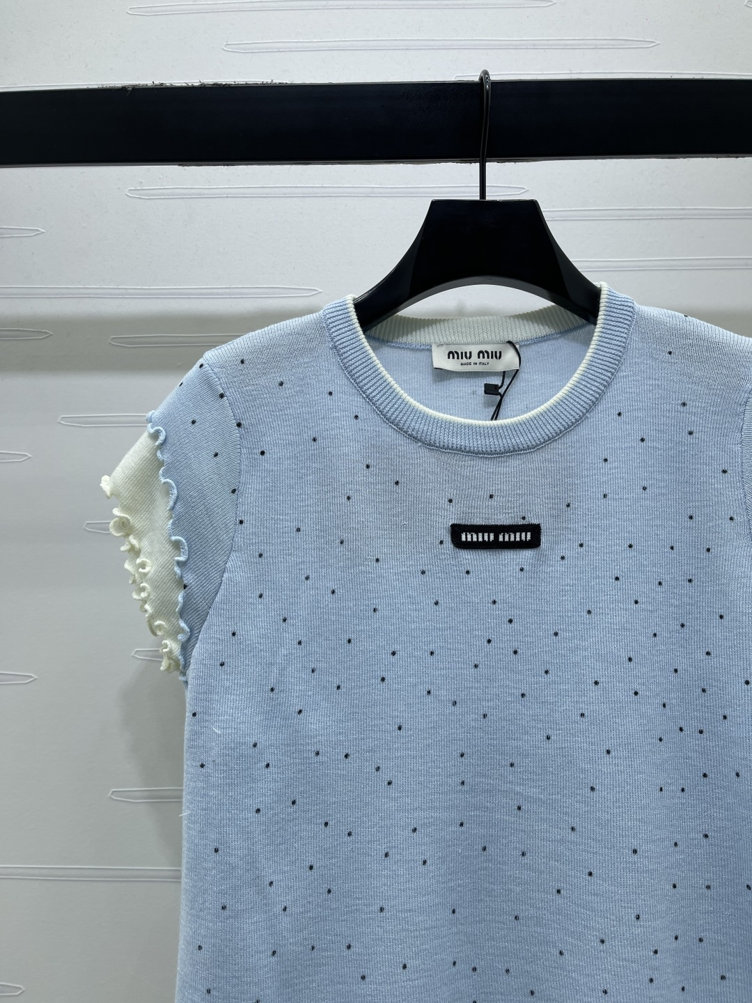 Women's short sleeves